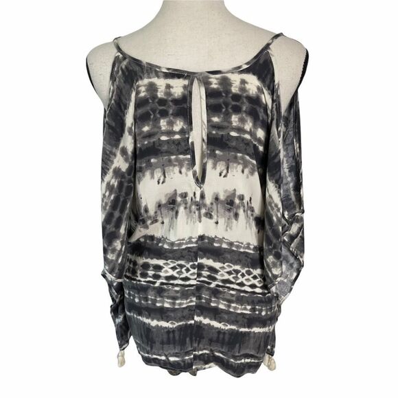 Stella Sky Gray and White Poncho Style Cold Shoulder Top - Picture 12 of 12